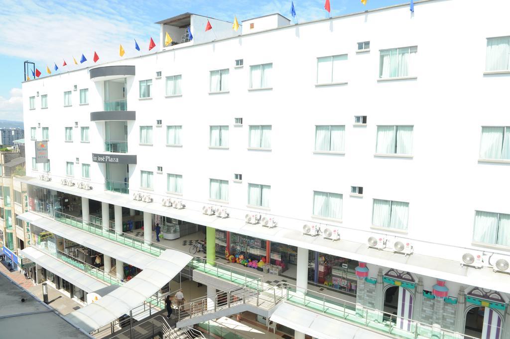 Hotel San Jose Plaza Букараманґа Екстер'єр фото