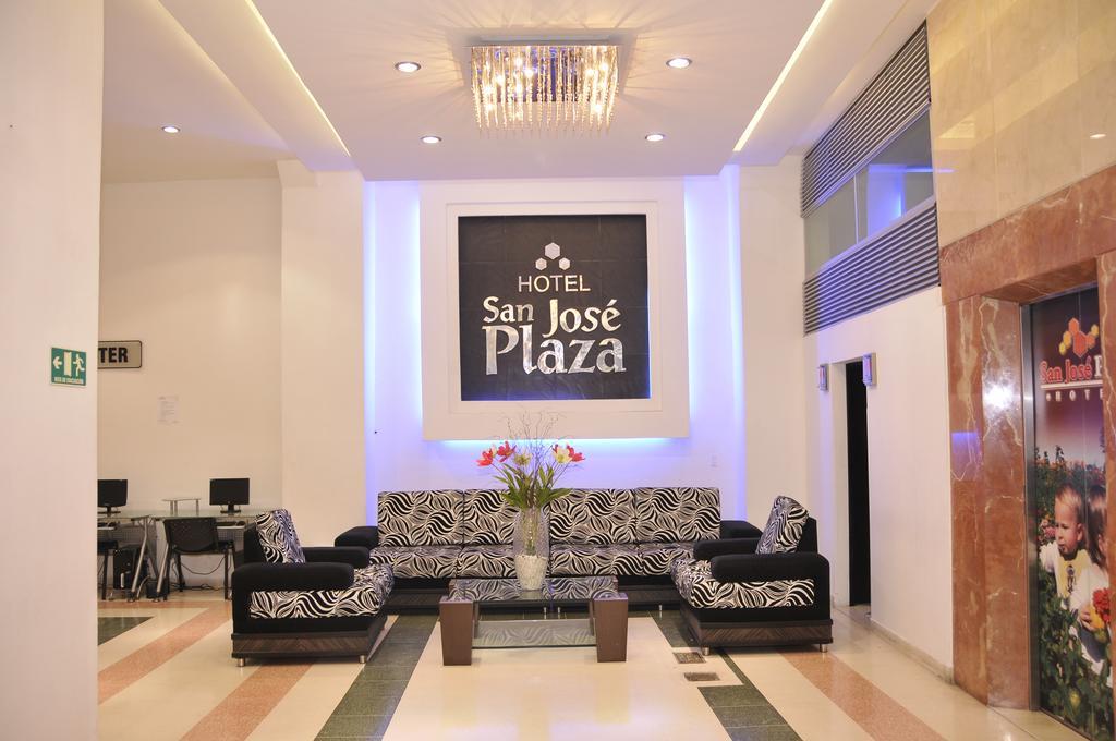 Hotel San Jose Plaza Букараманґа Екстер'єр фото